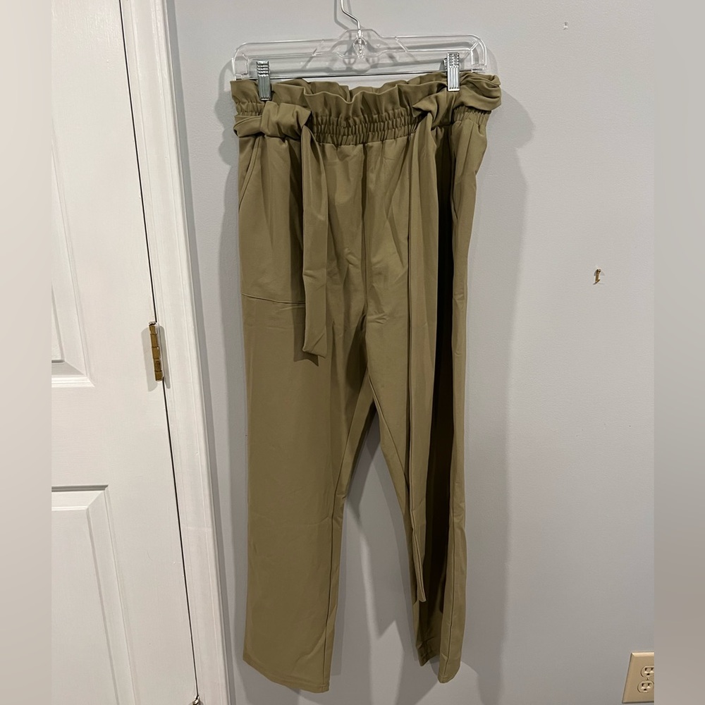 Green pants with tie at waist